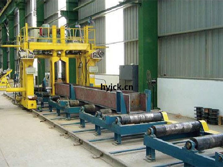 U型(xing)箱型梁(liang)組立機(ji)